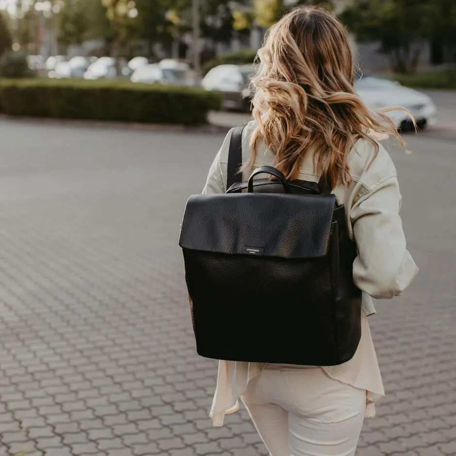 Storksak Black St James Leather Changing Bag (37cm) Clearance