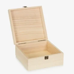 Treat Republic Personalised Wooden Christmas Eve Fox Box (24cm)