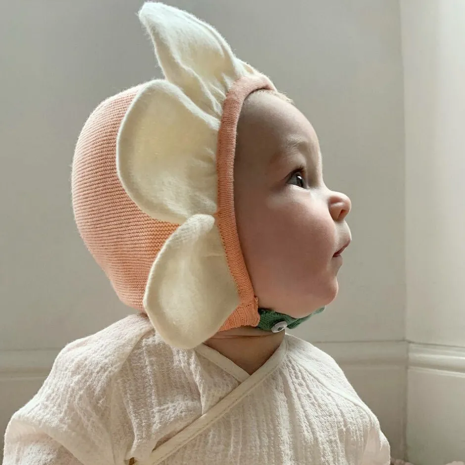 Meri Meri Pink & Ivory Knitted Flower Bonnet
