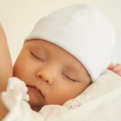 Laranjinha White Cotton Baby Hat Sale